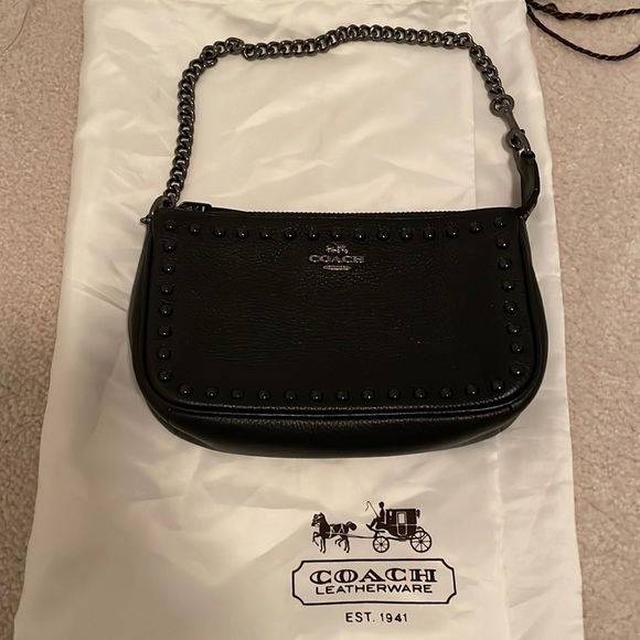 Authentic Coach brand new bag, has never been used. - Picture 1 of 4